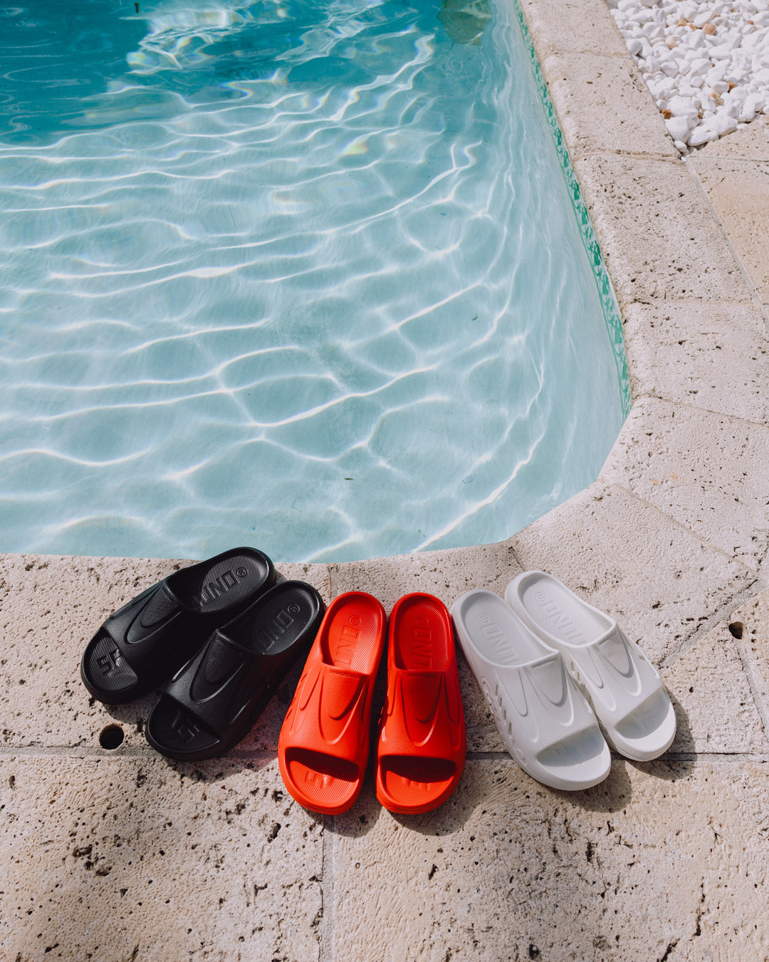 SHARK SLIDE (RED)