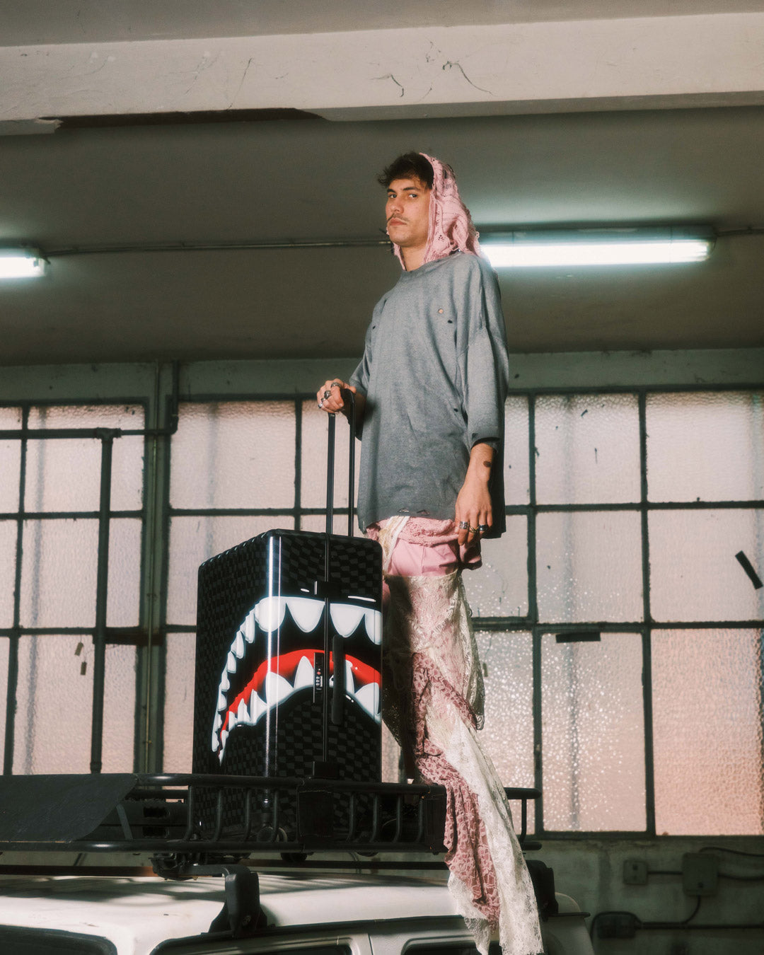 SHARKS IN PARIS HYPER PUFF FULL-SIZE LUGGAGE