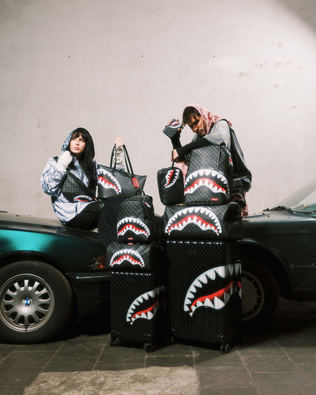 SHARKS IN PARIS HYPER PUFF TOTE