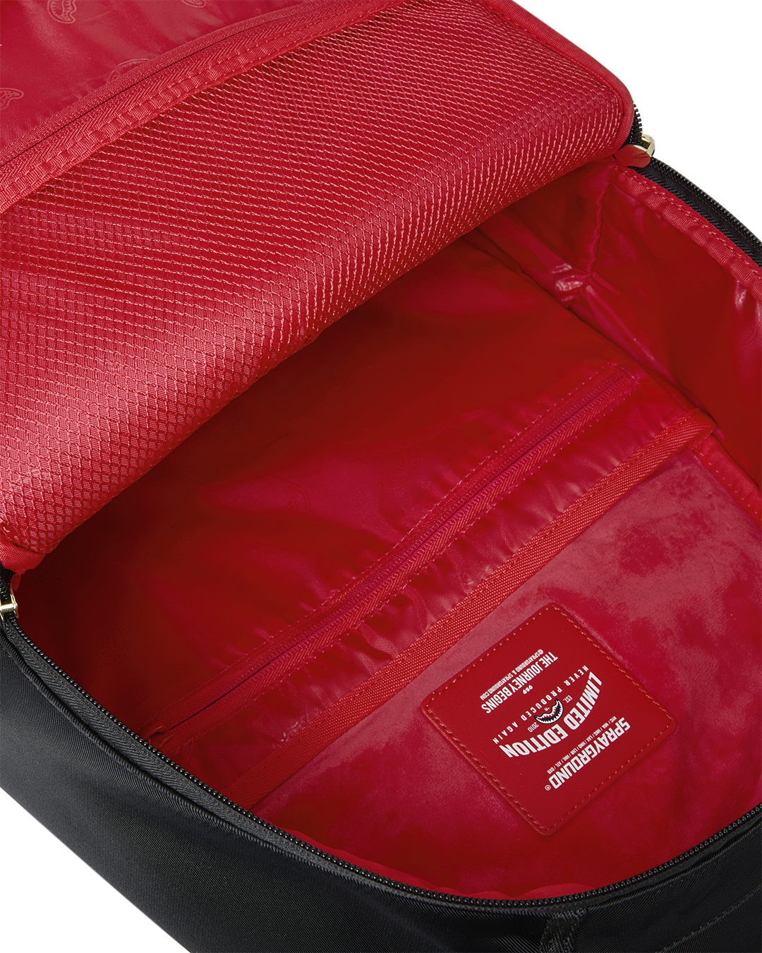 SHARK CENTRAL BANK BACKPACK