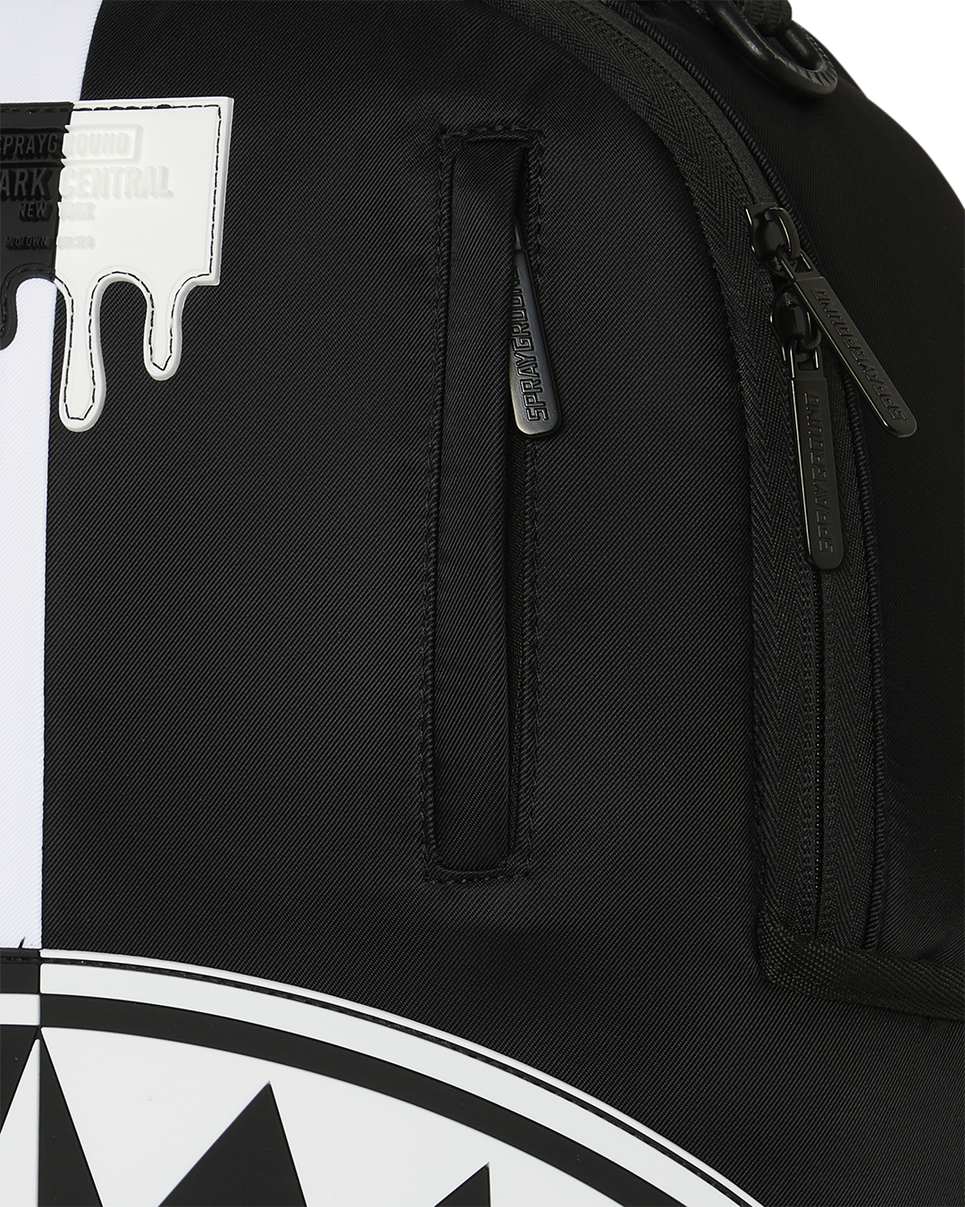SHARK CENTRAL 2 BEYOND BACKPACK